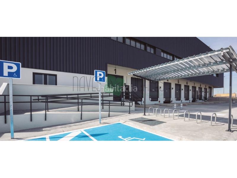 Foto a4c6cecc-4265-413f-b786-d4629332c886. Affitto capannone industriale in Zona Industrial Pinto