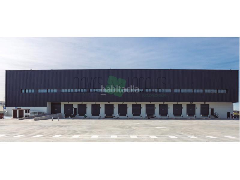 Foto 6764df23-3010-49a6-bfa5-ec78a4c1711a. Lloguer nau industrial a Zona Industrial Pinto