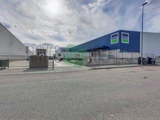 Nave industrial en Cuevas-Ilustración