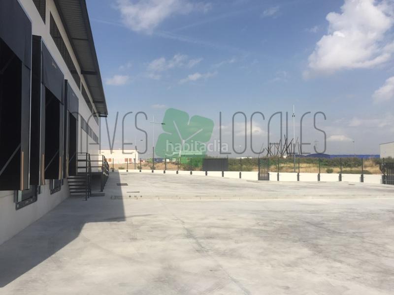 Foto 92b6ff09-4f23-42cd-b8c9-00438562b3e3. Lloguer nau industrial a Centro-Ayuntamiento Pinto