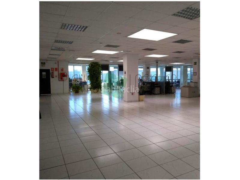 Foto 89f17997-c794-413f-aca4-851ad6419d24. Rent industrial building in El Barral Ferial Coslada