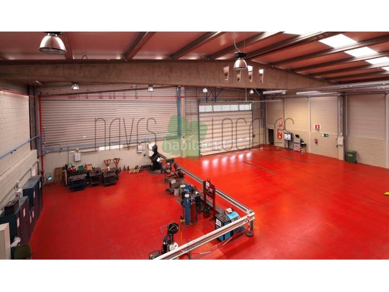 Foto c40a5746-d683-4d8c-8d3f-edb9c26ca2ea. Rent industrial building in El Barral Ferial Coslada