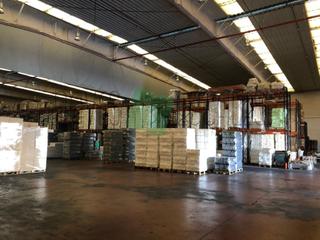 Miete Fabrikhalle in Tres Olivos-Valverde. Alquiler de nave industrial en el p.i. villaverde de madrid