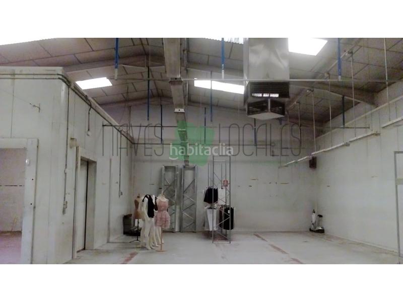 Foto 8a4f0560-9c59-4f36-96ac-588ef0ec159c. Rent industrial building in Valdepelayo-Montepinos-Arroyo Culebro Leganés