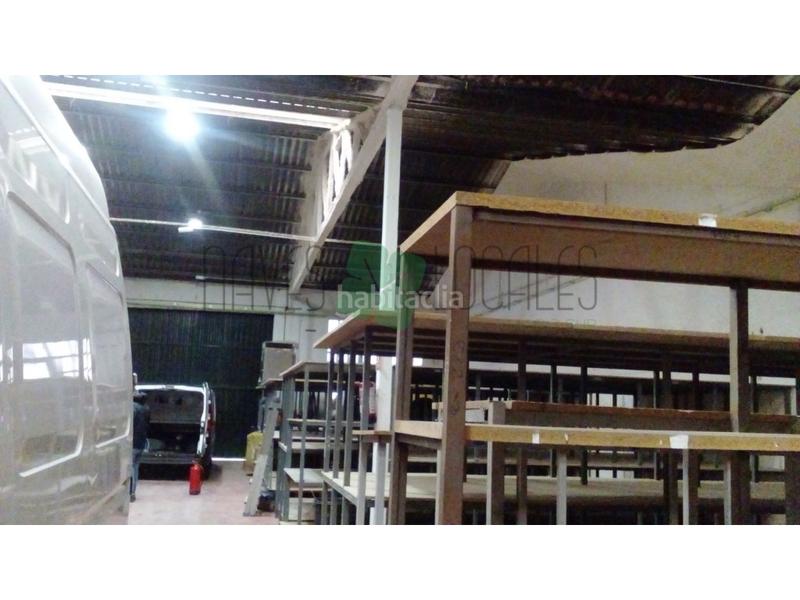 Foto d6d93711-dd9b-4347-ae2d-abdbaa93cf09. Capannone industriale in Zona Industrial Pinto