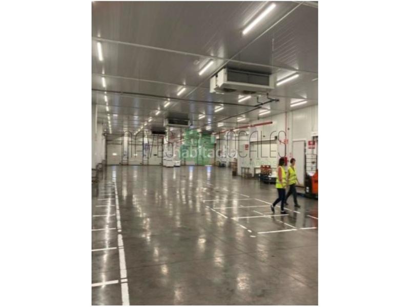 Foto 979ebe59-9b0d-4a18-83b7-6d46f32a903d. Miete fabrikhalle in Estación Valdemoro