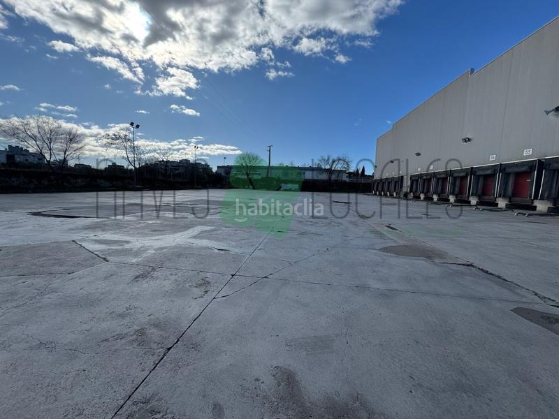 Foto a4c10aea-abdc-454d-8ec9-5fadadfd2c92. Miete fabrikhalle in Estación Valdemoro