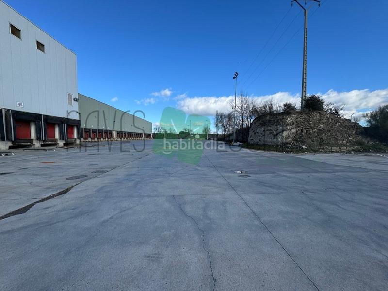 Foto d1aad8da-2039-4882-8613-ccdc33064097. Affitto capannone industriale in Estación Valdemoro