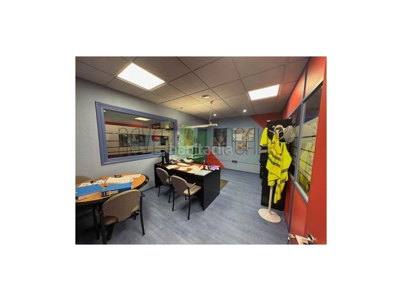 Foto 54d7242d-c006-41e7-b057-e2821ab1e3a5. Industrial building in El Barral Ferial Coslada