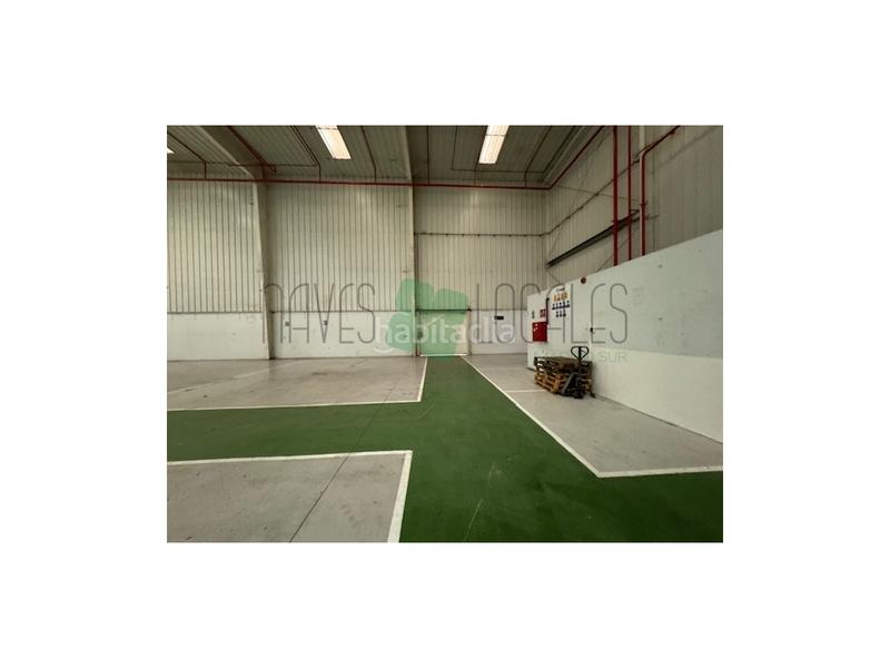 Foto 5fe5e154-8c57-4d39-90bd-5a6b60f822ac. Lloguer nau industrial a Sudeste Industrial Fuenlabrada
