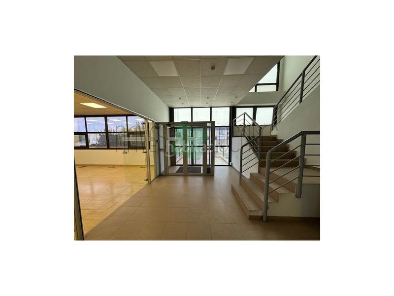 Foto 664ada4d-825d-4014-b0ef-0aaf2296d954. Rent industrial building in Sudeste Industrial Fuenlabrada