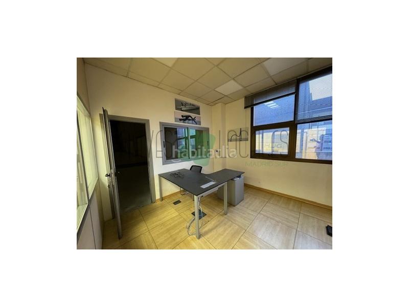 Foto 7b72d673-b37f-4961-9ef7-488f2288da1e. Rent industrial building in Sudeste Industrial Fuenlabrada