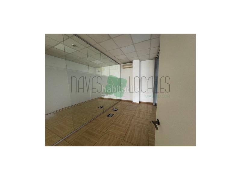 Foto 81f0e377-b801-40d0-b553-7ab157ed7043. Rent industrial building in Sudeste Industrial Fuenlabrada