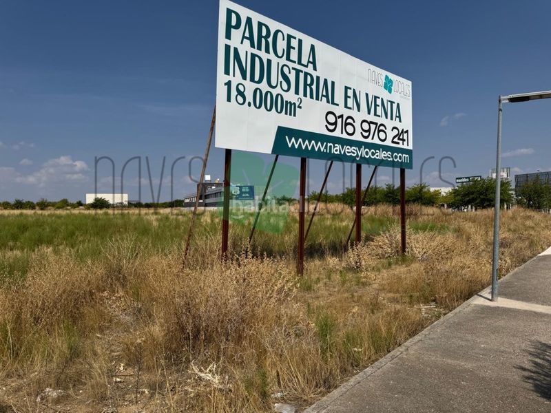 Foto e97cd973-38e6-4b95-8d18-0a9e5be633b3. Affitto area edificabile industriale in señorío de Illescas Illescas