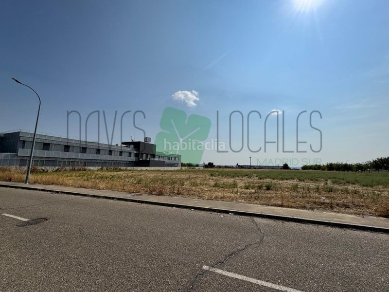 Foto f88a4c31-f5fa-46a7-a72f-68955558734f. Affitto area edificabile industriale in señorío de Illescas Illescas