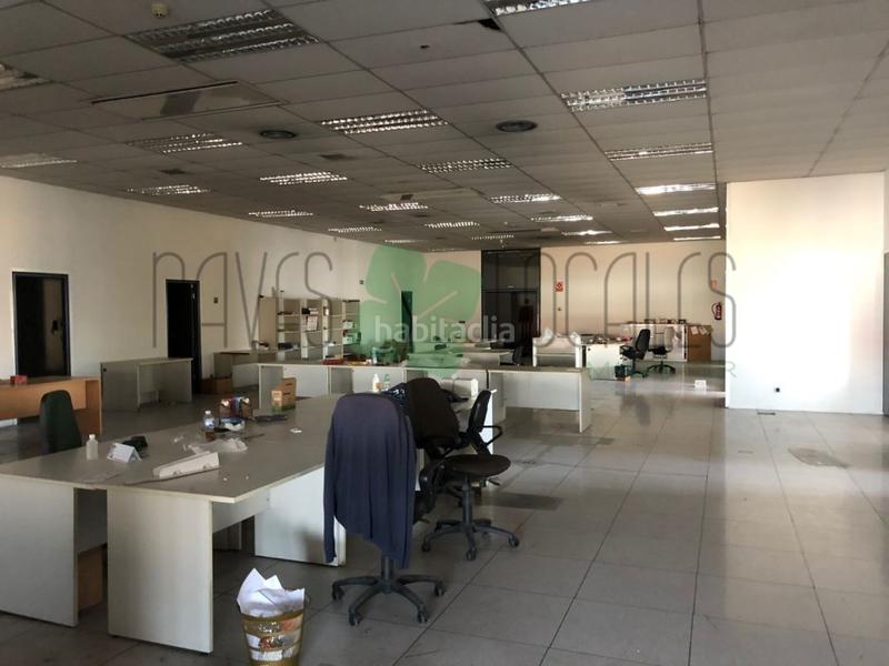 Foto 3e1dede2-e6ca-4d2e-9937-9f406b534b3d. Lloguer nau industrial a Valdepelayo-Montepinos-Arroyo Culebro Leganés