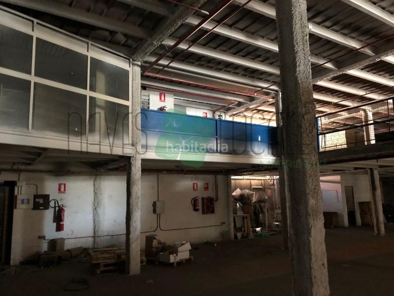 Foto 456822d2-1681-493a-89b2-56ed9330bcc4. Location bâtiment à usage industriel dans Valdepelayo-Montepinos-Arroyo Culebro Leganés