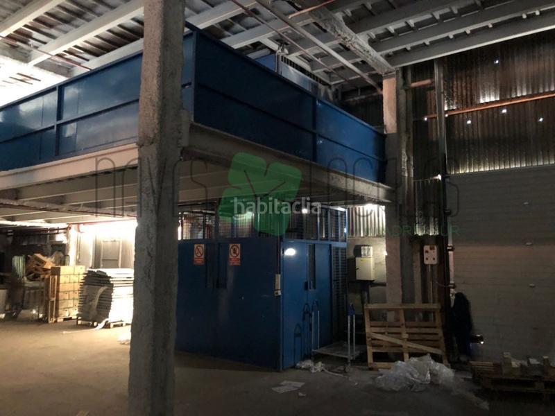 Foto a924e22d-f015-4dcc-86b5-215874172008. Location bâtiment à usage industriel dans Valdepelayo-Montepinos-Arroyo Culebro Leganés