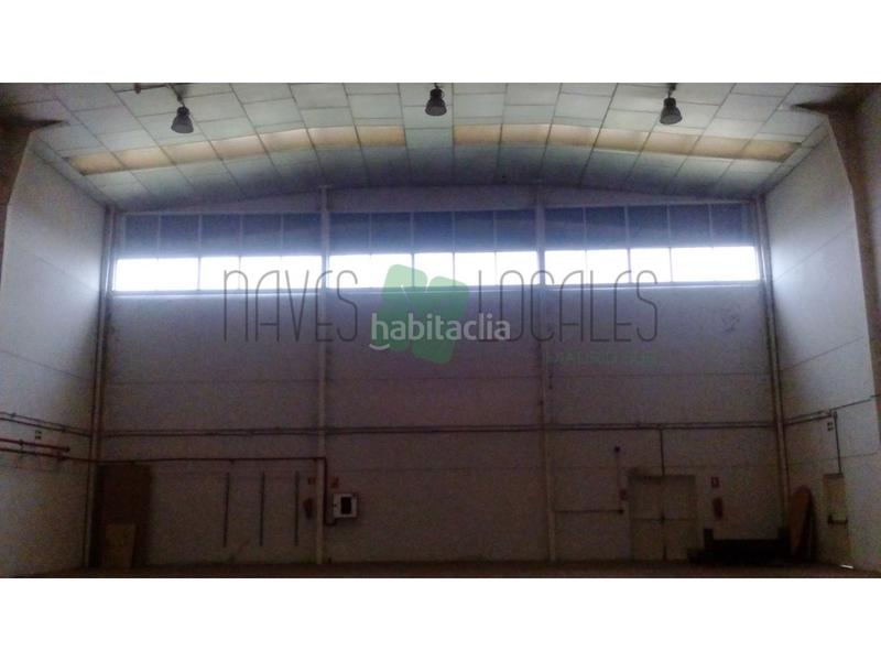 Foto 4d5093e4-ee49-4200-a730-eb0a1f7d7528. Fabrikhalle in El Soto Móstoles