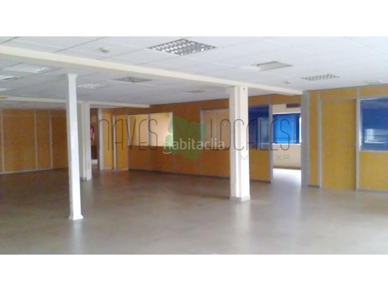 Foto ad2d7234-30d8-472e-8f9f-9727efae2a36. Fabrikhalle in El Soto Móstoles