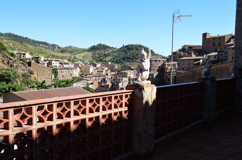 Foto 7bcd0112-9e4f-46c6-9bd9-583a2c161962. Casa amb aparcament a Vilella Alta (La)