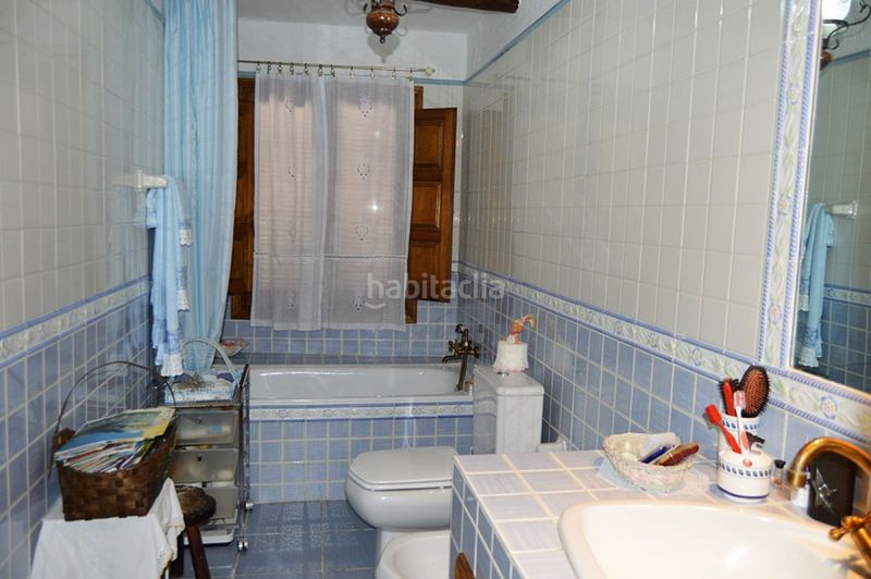 Foto ba3e6de9-c3df-4780-8cc6-30c15479890f. Casa amb aparcament a Vilella Alta (La)