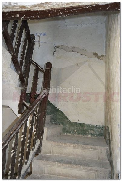 Foto 474c87c8-d9c0-4f31-b517-ae0c8e147663. Casa a Sant Martí de Riucorb