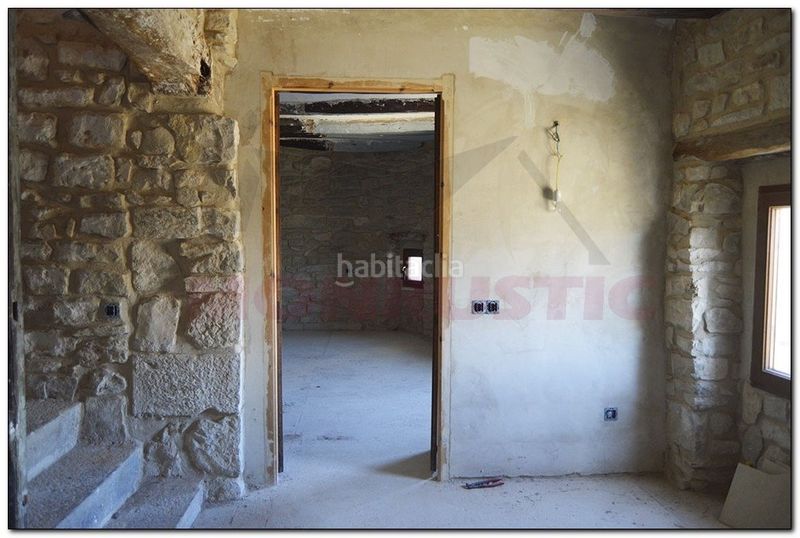 Foto b23c690f-414f-41d8-84e2-a4782201673f. Casa a Sant Martí de Riucorb