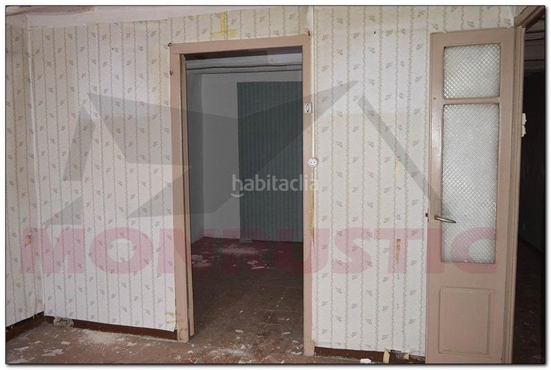 Foto 2d664f81-1cf5-4264-8714-2f4b99367a75. Maison avec parking dans Sarral