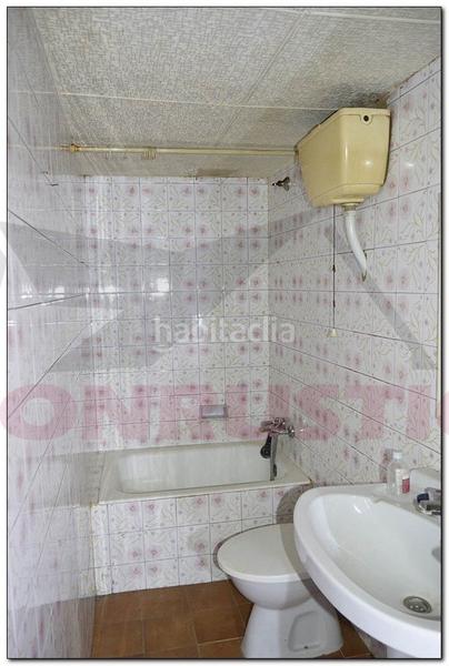 Foto 3fad999b-a240-4a64-a241-66a5a17d3cee. Maison avec parking dans Sarral