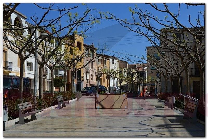 Foto 4b4bf886-e10b-4b79-a810-8139a6b70192. Maison avec parking dans Sarral