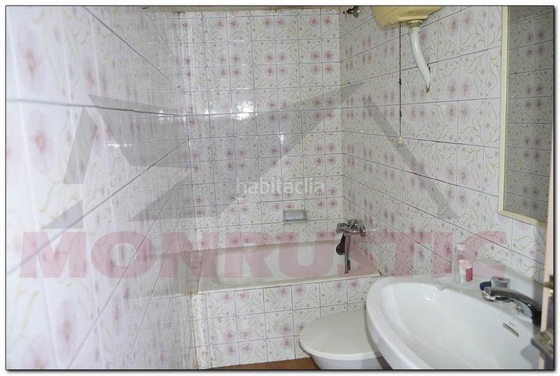 Foto 4ef0f3c9-c571-476a-906e-be54f289d585. Maison avec parking dans Sarral