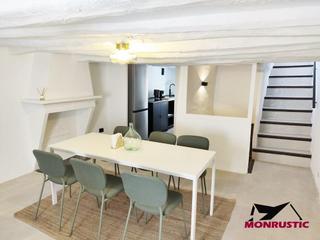 House in Montblanc. Casa reformada en el centro de montblanc  lista para entrar a vi