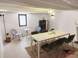 House in Montblanc. Casa reformada en el centro de montblanc  lista para entrar a vi