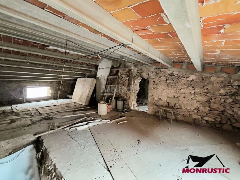 Foto a34cb575-407a-45a5-b914-d5c729c1b765. Casa amb aparcament a Montblanc