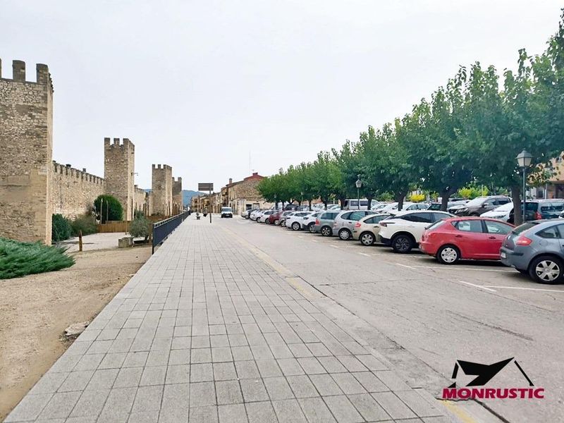 Foto b6591425-b378-412e-9b36-259b2256c2d7. Casa amb aparcament a Montblanc