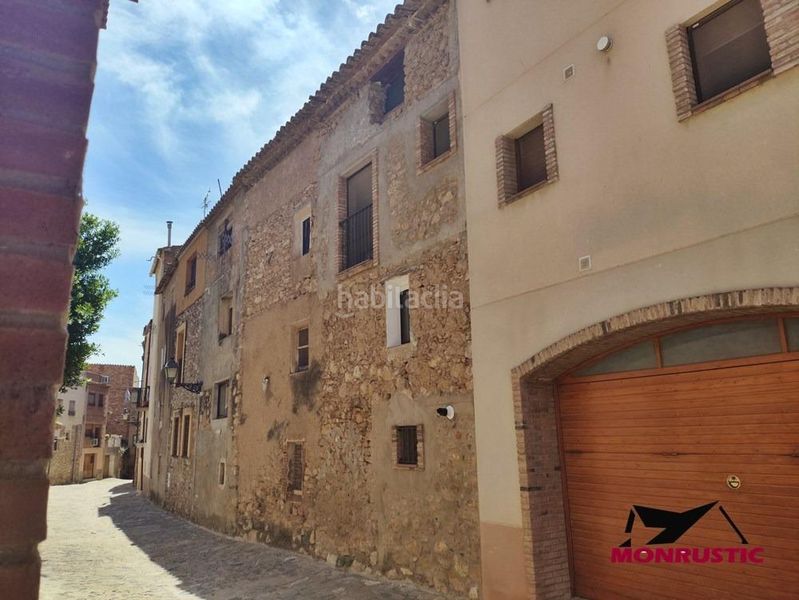 Foto bfde7142-1cae-4cfe-85a9-98879d96004e. Casa amb aparcament a Montblanc