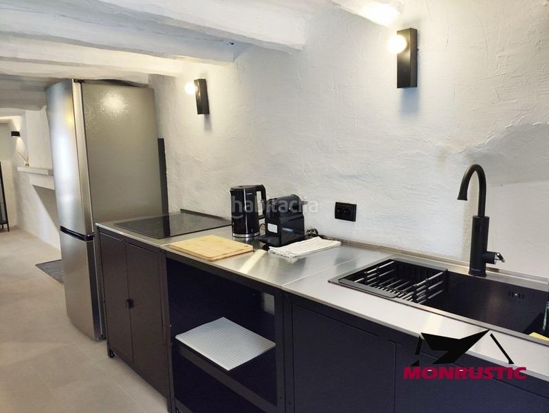 Foto ef6bbe39-3882-4e8a-b43b-f394ae4b0022. Casa amb aparcament a Montblanc