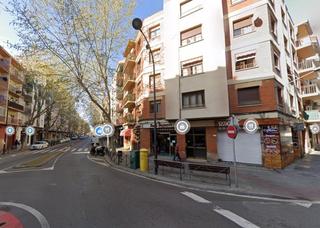 Appartement à Centre. Se vende piso ocupado en av. pere el ceremonios  sin posesión