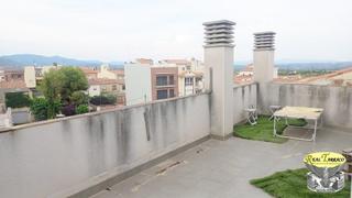 Pis a Alcover. Piso en planta baja con gran terraza privada en alcover