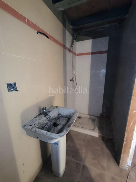 Foto 380801fb-1a7a-4432-9f69-4f918715fc0f. Casa adossada a Castelldans