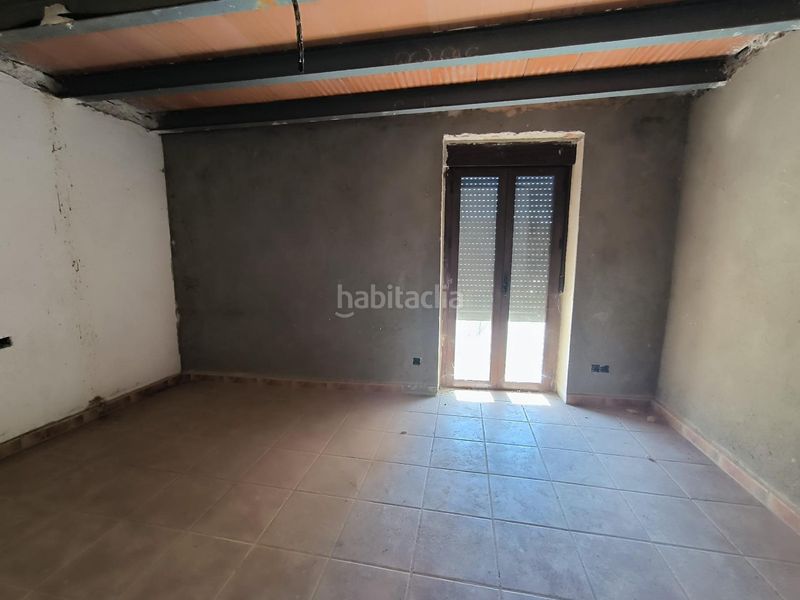 Foto 46c64e7b-f0a1-49df-a5bb-550411509f4f. Casa adossada a Castelldans