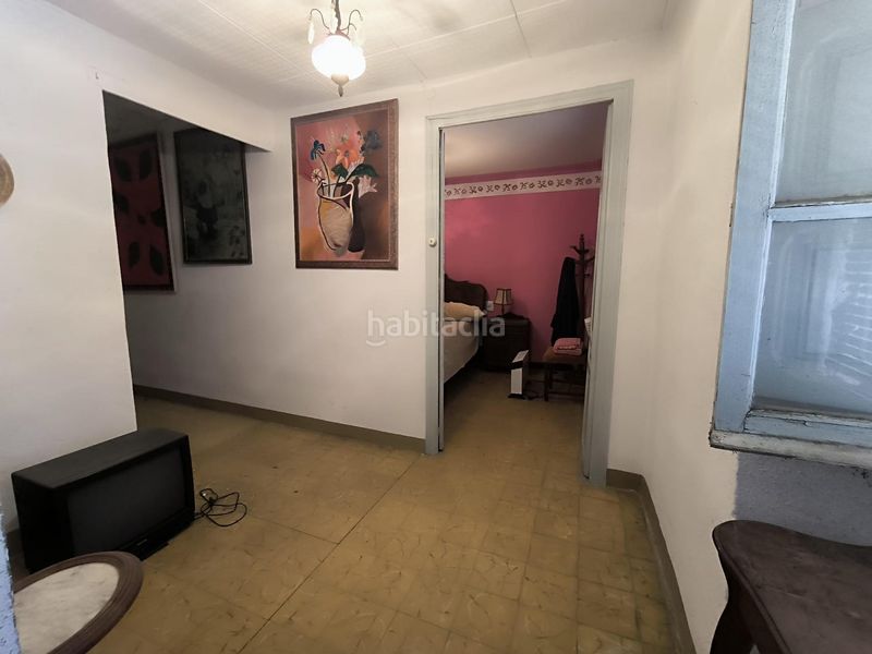 Foto b57e649b-c093-4df2-b06a-f674e406acfe. Casa adossada a Albagés (L´)