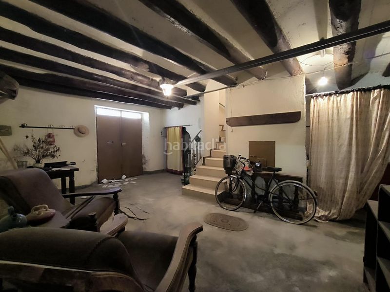 Foto c419d87c-dab8-4f65-9f6b-14a472d2e60a. Casa adossada a Albagés (L´)