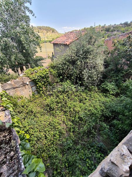 Foto f3a78f67-ea5b-430f-b9f9-021b9424ef1e. Casa a Pobla de Cérvoles (La)