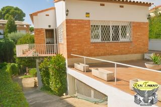 Chalet à Centre. Chalet independiente en masnou  zona privilegiada