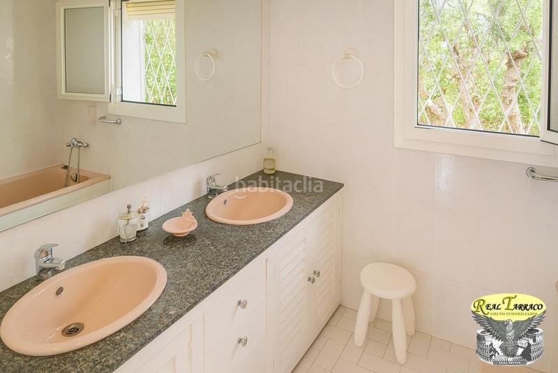 Foto 4ec78a4b-c326-413f-91be-3929073d9494. Chalet  independiente en masnou zona privilegiada en Masnou (El)