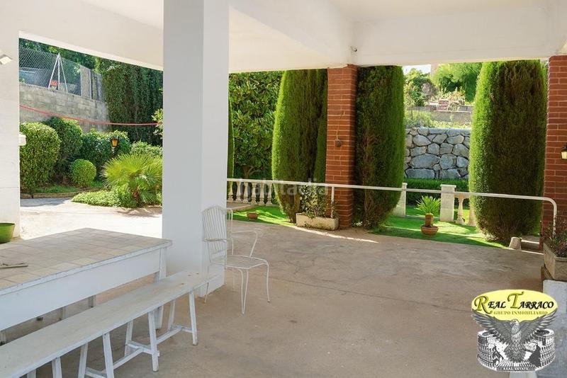 Foto d84e5a9f-a73f-488d-94aa-f85a1b9679e8. Chalet  independiente en masnou zona privilegiada en Masnou (El)