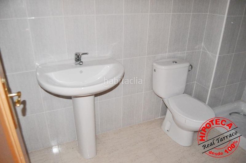 Foto 2d4a6db8-8755-40b6-8a5e-6e96ca911dd5. Casa adossada amb aparcament piscina a Calafell poble Calafell