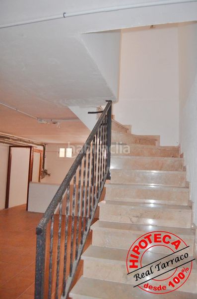Foto 49245dd7-aba9-4b12-a67d-e7820e5ee588. Casa adossada amb aparcament piscina a Calafell poble Calafell